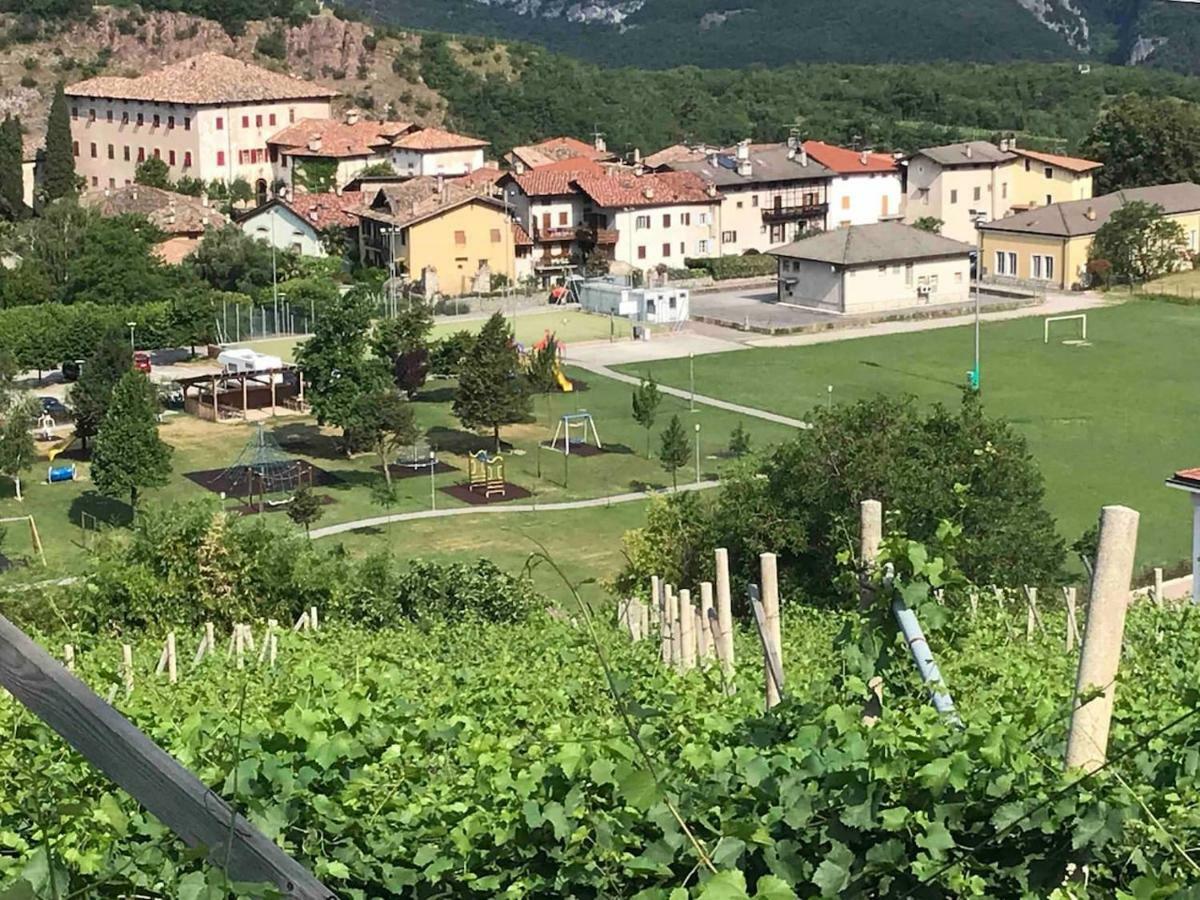 דירות Calavino Casa Al Parco מראה חיצוני תמונה